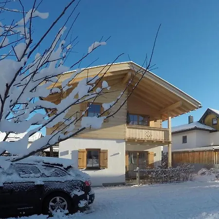 بيت للعطل Ferienwohnung F9, Familie Henner