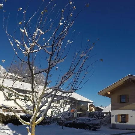بيت للعطل Ferienwohnung F9, Familie Henner