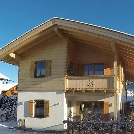 Ferienwohnung F9, Familie Henner بيت للعطل